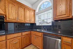 7403 Oak Walk Dr, Humble, TX 77346 - Photo 20