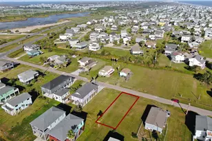 4024B Surf Dr, Galveston, TX 77554 - Photo 1