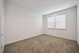 1117 Highland Square Ln, Houston, TX 77091 - Photo 14