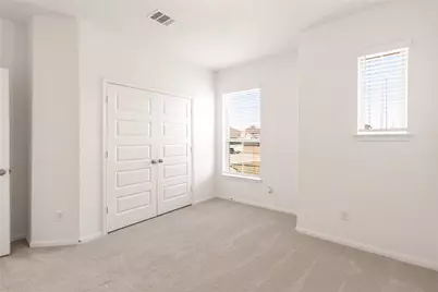 7111 Hillside Avenue, Mont Belvieu, TX 77523 - Photo 4