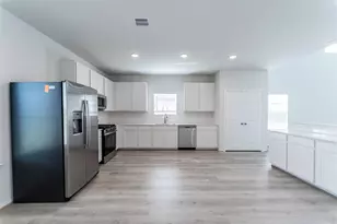 19454 Saint Green Dr, Hockley, TX 77447 - Photo 4