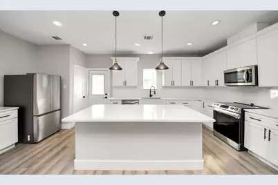 807 Avenue J, Conroe, TX 77301 - Photo 14