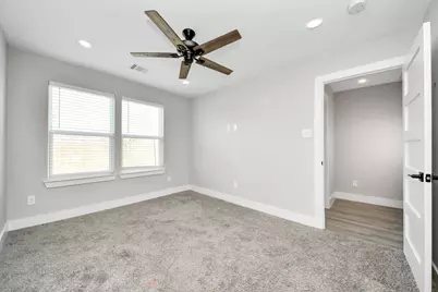 807 Avenue J, Conroe, TX 77301 - Photo 32