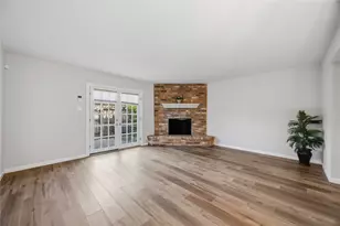 10336 Briar Forest Dr, Houston, TX 77042 - Photo 6