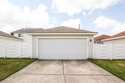 9711 Farrell Drive, Houston, TX 77070 - Photo 16