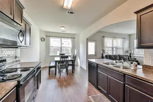 2050 Wilde Elm Dr, Houston, TX 77090 - Photo 8