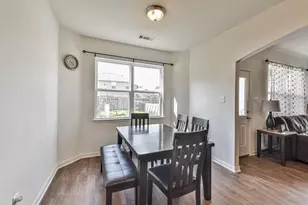 2050 Wilde Elm Dr, Houston, TX 77090 - Photo 10