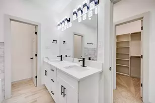 926 Granville Dr, Houston, TX 77091 - Photo 16