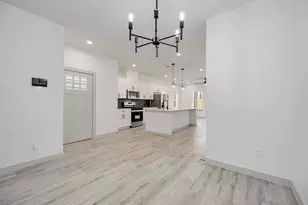 926 Granville Dr, Houston, TX 77091 - Photo 8