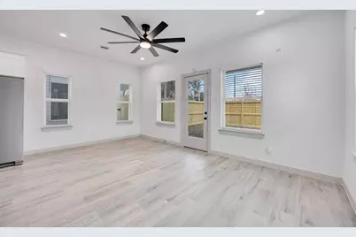 926 Granville Drive, Houston, TX 77091 - Photo 10