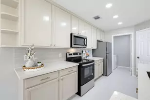 4619 Schiller Park Ln, Sugar Land, TX 77479 - Photo 10