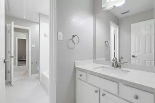4619 Schiller Park Ln, Sugar Land, TX 77479 - Photo 26