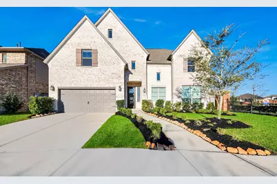 1935 Golden Leaf Drive, Missouri City, TX 77459 - Photo 2