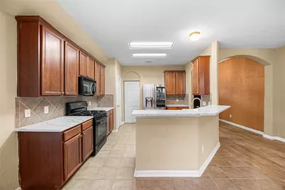 212 Silverbrook Lane, Dickinson, TX 77539 - Photo 10