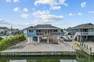 251 Barracuda St, Bayou Vista, TX 77563 - Photo 2