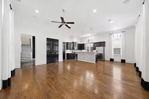 3219 Maxroy St, Houston, TX 77008 - Photo 14