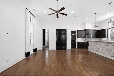 3219 Maxroy Street, Houston, TX 77008 - Photo 8