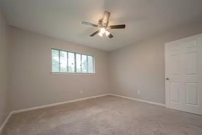 11647 Corkwood Drive, Houston, TX 77089 - Photo 22