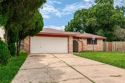 11647 Corkwood Drive, Houston, TX 77089 - Photo 2