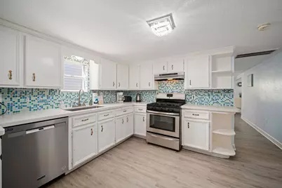 3723 Avenue S, Galveston, TX 77550 - Photo 12
