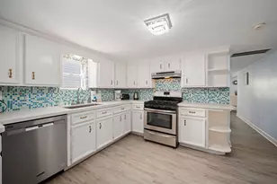 3723 Ave S, Galveston, TX 77550 - Photo 12