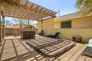 3723 Ave S, Galveston, TX 77550 - Photo 28