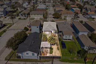3723 Ave S, Galveston, TX 77550 - Photo 32