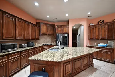 7611 Herndon Place, Sugar Land, TX 77479 - Photo 18