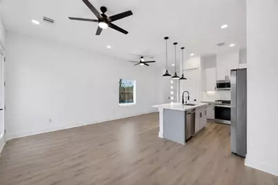 314 Neyland Street, Houston, TX 77022 - Photo 6