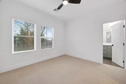 314 Neyland Street, Houston, TX 77022 - Photo 32