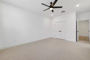 314 Neyland St, Houston, TX 77022 - Photo 40