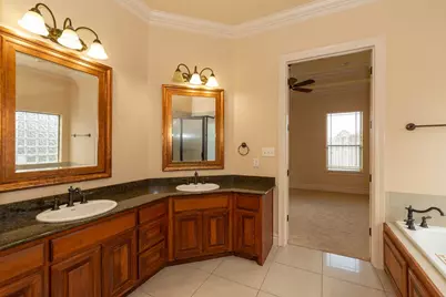 7 Stonebrook Court, Beaumont, TX 77706 - Photo 12