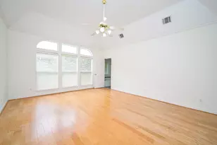 1915 Woodbury St, Houston, TX 77030 - Photo 18