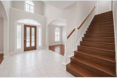 1303 Red Oak Court, Sugar Land, TX 77479 - Photo 8