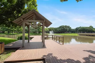 1303 Red Oak Ct, Sugar Land, TX 77479 - Photo 30