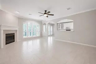 1303 Red Oak Ct, Sugar Land, TX 77479 - Photo 10