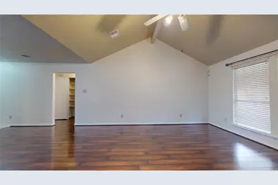 806 N Willow Drive, Houston, TX 77073 - Photo 10