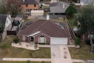 806 N Willow Dr, Houston, TX 77073 - Photo 2