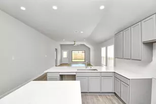 348 Ice Shr Trl, Dayton, TX 77535 - Photo 16