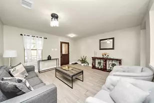 13915 Prosperity Ridge Dr, Houston, TX 77048 - Photo 4