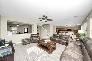 13915 Prosperity Ridge Dr, Houston, TX 77048 - Photo 10