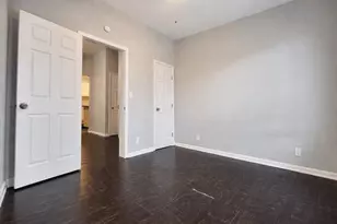 511 W Cleveland St, Alvin, TX 77511 - Photo 8