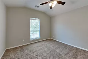5803 Village Grove Dr, Pearland, TX 77581 - Photo 12