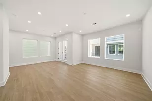 1402 Cedar Post Ln, Houston, TX 77055 - Photo 16