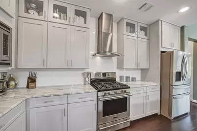 108 Castlegate Lane, Houston, TX 77065 - Photo 10