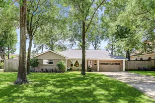 7715 Betty Jane Ln, Houston, TX 77055 - Photo 1