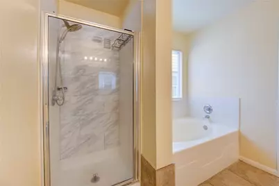 6422 Mildenhall Court, Houston, TX 77084 - Photo 32
