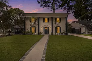 2807 Durban Dr, Houston, TX 77043 - Photo 2
