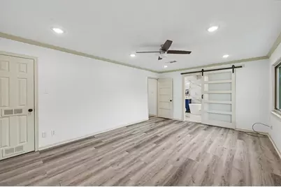 2807 Durban Drive, Houston, TX 77043 - Photo 22