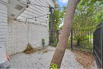 2807 Durban Drive, Houston, TX 77043 - Photo 38